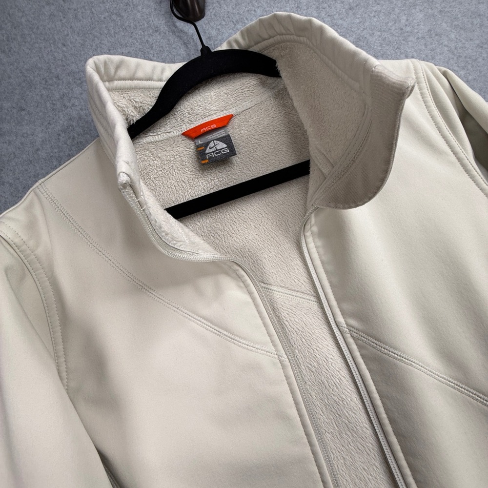 Nike ACG Softshell Jacket Womens Large Cream Beige Fleece Lined Full Zip Outdoor